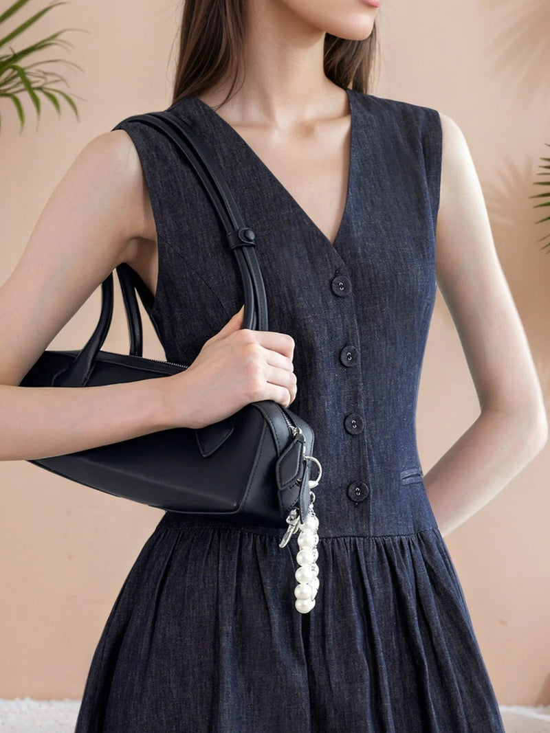 The Science of Perfect Fit: Fabric Drape, Silhouette Mechanics, and Body Architecture in Fine Dressmaking